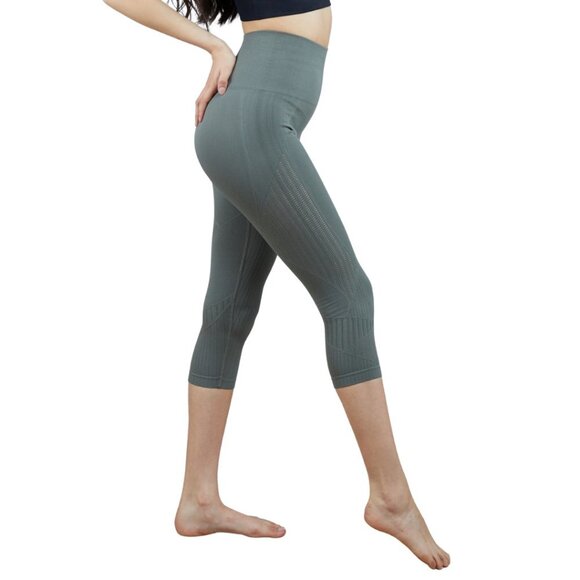 SAVVI Ananda Crop Capri Leggings Olive Green M/L NWT - Picture 2 of 11